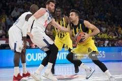 ISTANBUL, TURKEY - MAY 19:  Kostas Sloukas, #16 of Fenerbahce Istanbul in action during the Turkish Airlines EuroLeague Final Four Semifinal A game between Fenerbahce Istanbul v Real  Madrid at Sinan Erdem Dome on May 19, 2017 in Istanbul, Turkey.  (Photo by Rodolfo Molina/Euroleague Basketball via Getty Images)