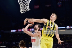 ISTANBUL, TURKEY - MAY 19: Sergio Llull, #23 of Real Madrid competes with Bogdan Bogdanovic, #13 of Fenerbahce Istanbul during the Turkish Airlines EuroLeague Final Four Semifinal A game between Fenerbahce Istanbul v Real  Madrid at Sinan Erdem Dome on May 19, 2017 in Istanbul, Turkey.  (Photo by Luca Sgamellotti/Euroleague Basketball via Getty Images)