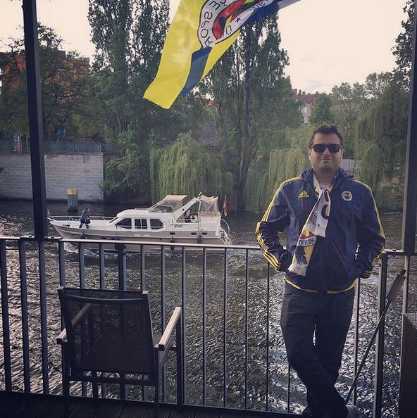 Dededen ve Babadan Fanatik