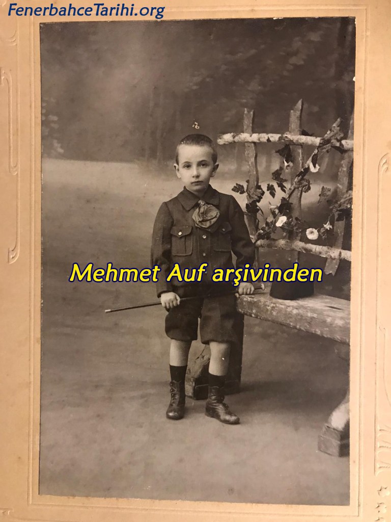 Ayetullah Bey'in Ailesini Bulduk
