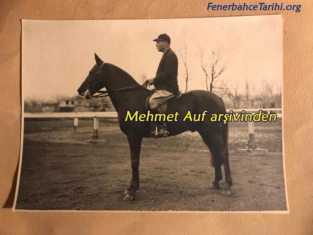 Ayetullah Bey'in Ailesini Bulduk