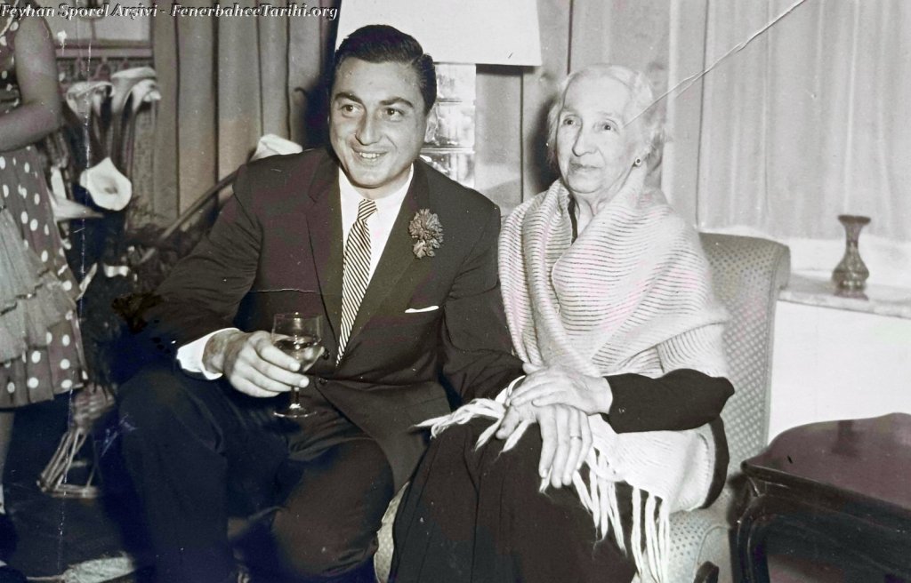 Zeki Rıza Sporel Arşivi