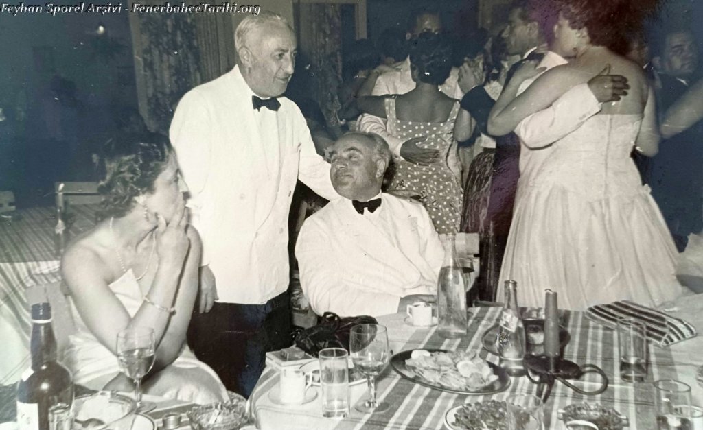 Zeki Rıza Sporel Arşivi