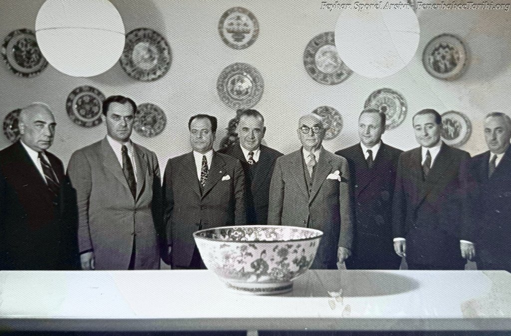 Zeki Rıza Sporel Arşivi