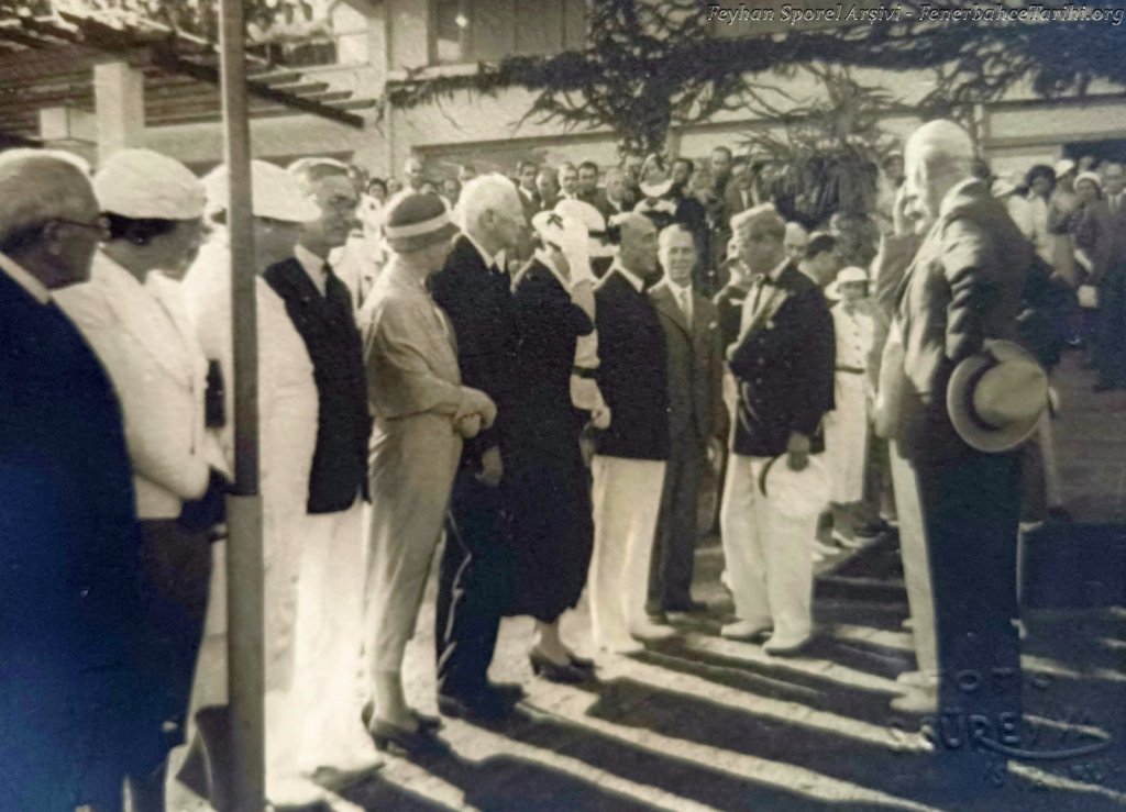 Zeki Rıza Sporel Arşivi