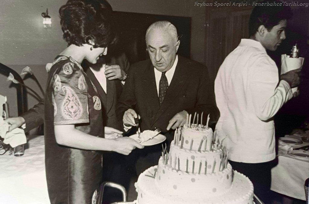 Zeki Rıza Sporel Arşivi