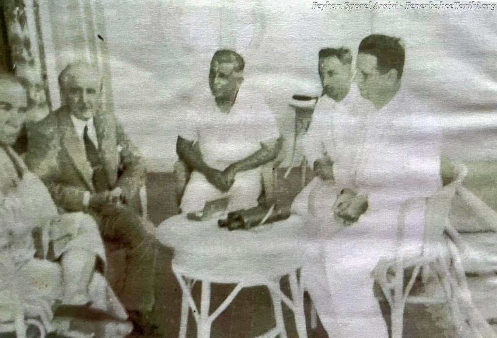 Zeki Rıza Sporel Arşivi