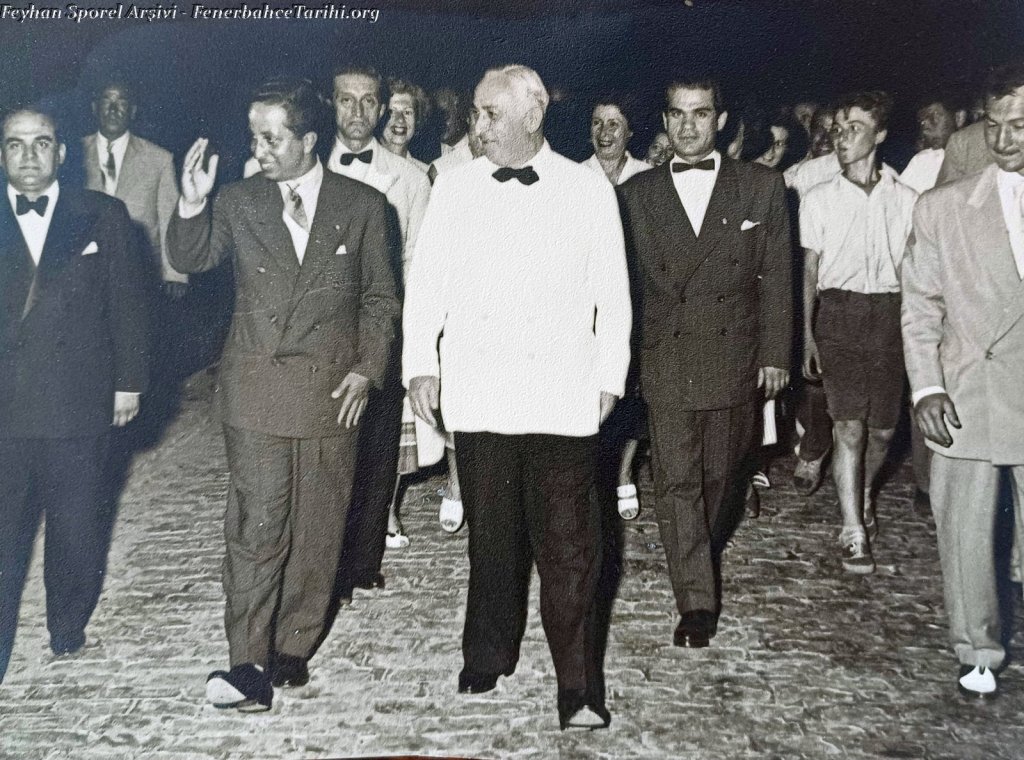 Zeki Rıza Sporel Arşivi