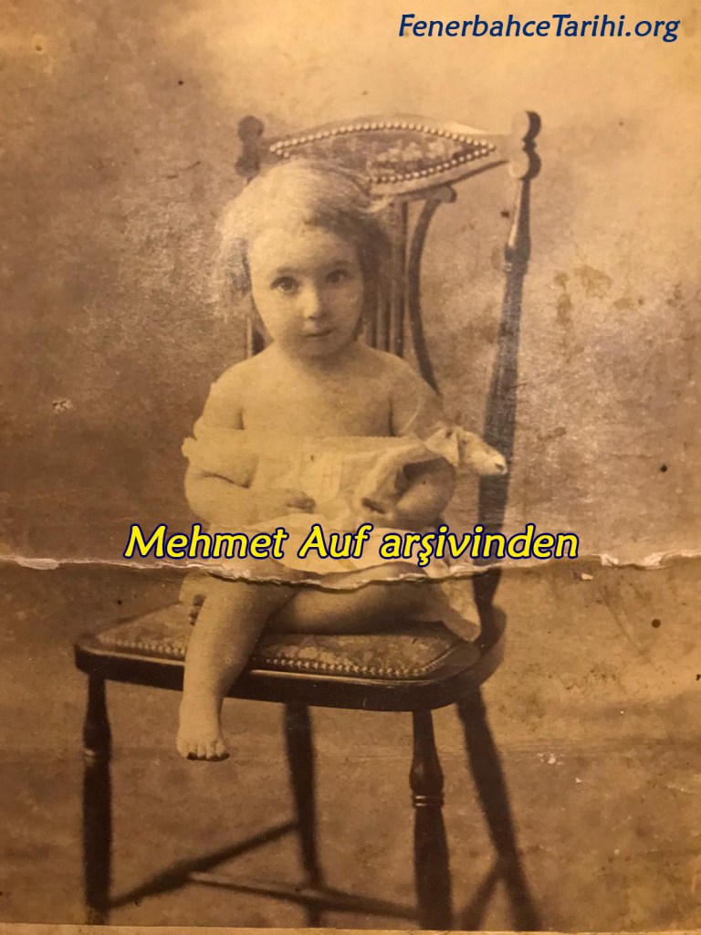 Ayetullah Bey'in Ailesini Bulduk