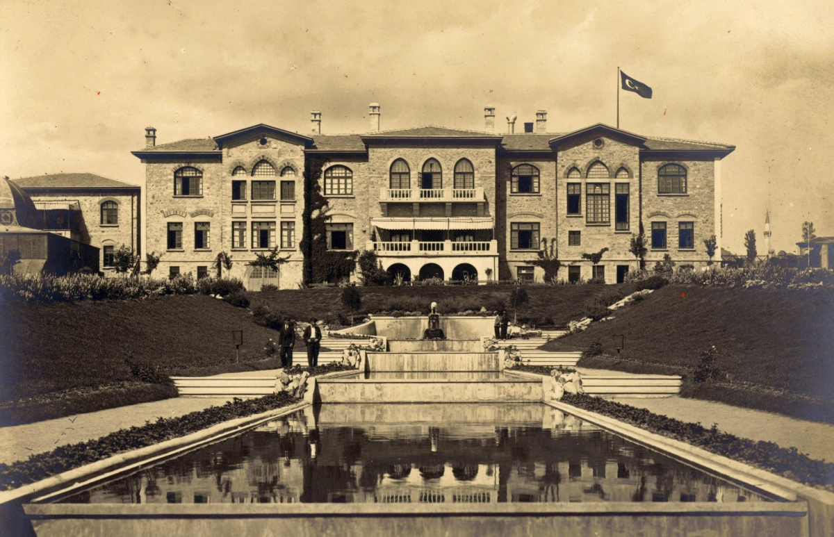 Türk Futbolunun İdari Tarihçesi