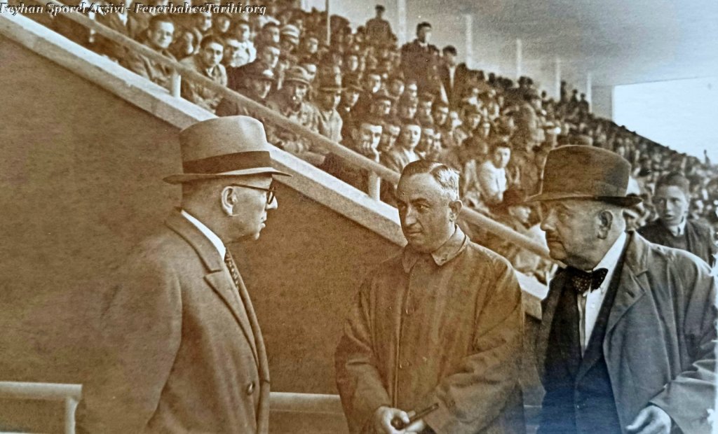 Zeki Rıza Sporel Arşivi